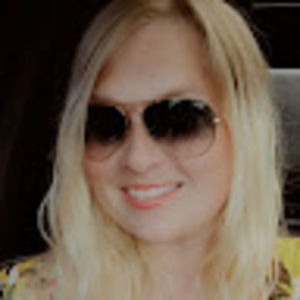 Meet your Posher, Hillary